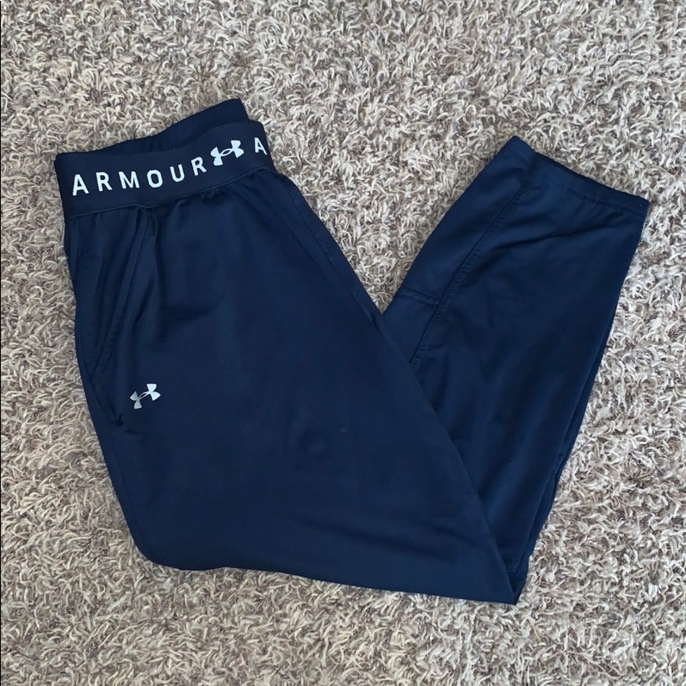 Under Armour crop leggings